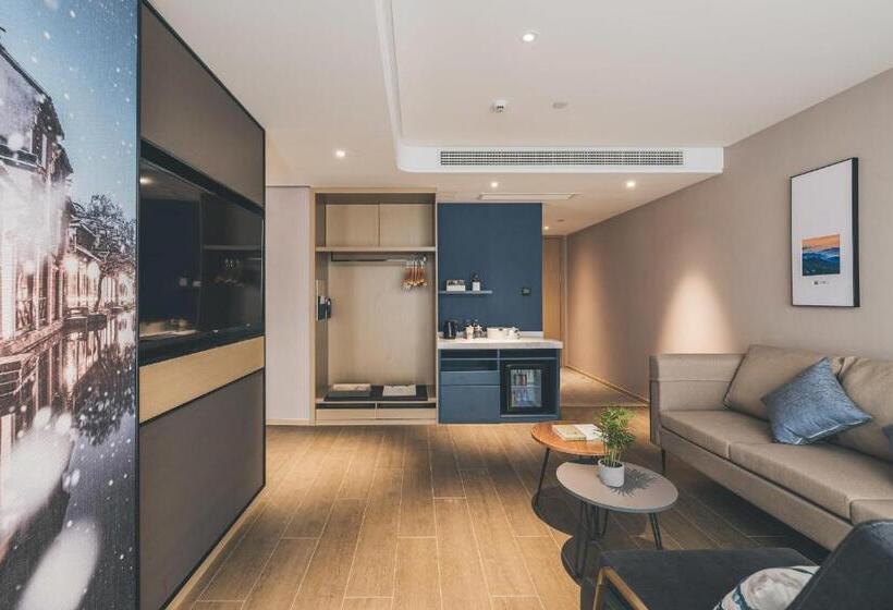 جناح, Atour Hotel Huzhou Dongwu