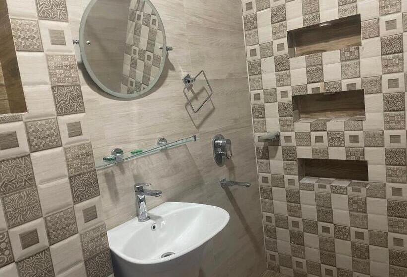 3 Bett Klassisches Zimmer, O Balaji Palace