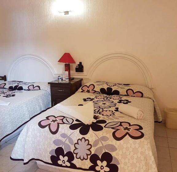 חדר סטנדרט לארבעה, Bungalows Princeza Guayabitos