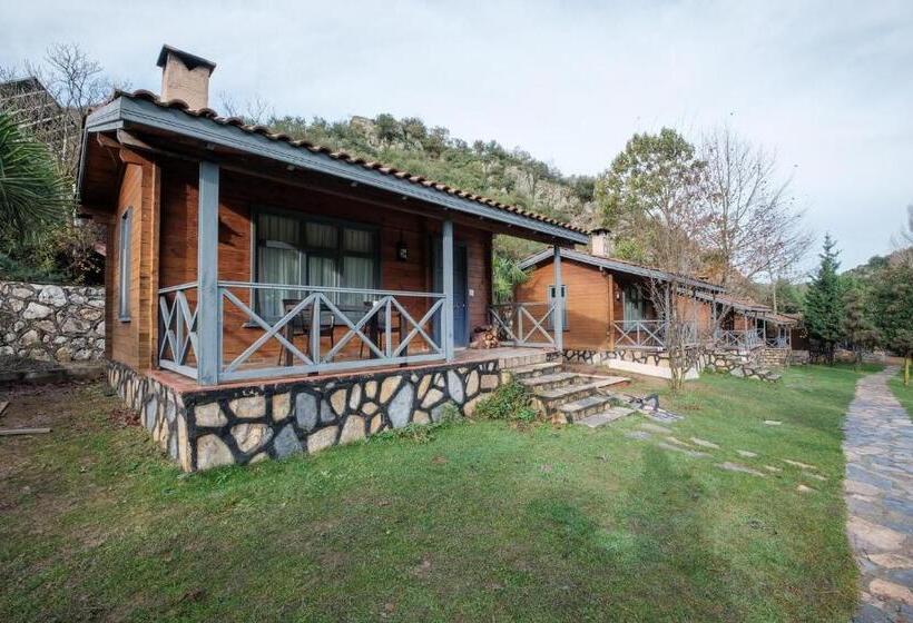 بانگلوی استاندارد, Bagdat Resort