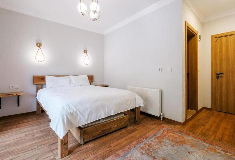 اتاق استاندارد با بالکن, Bagdat Resort