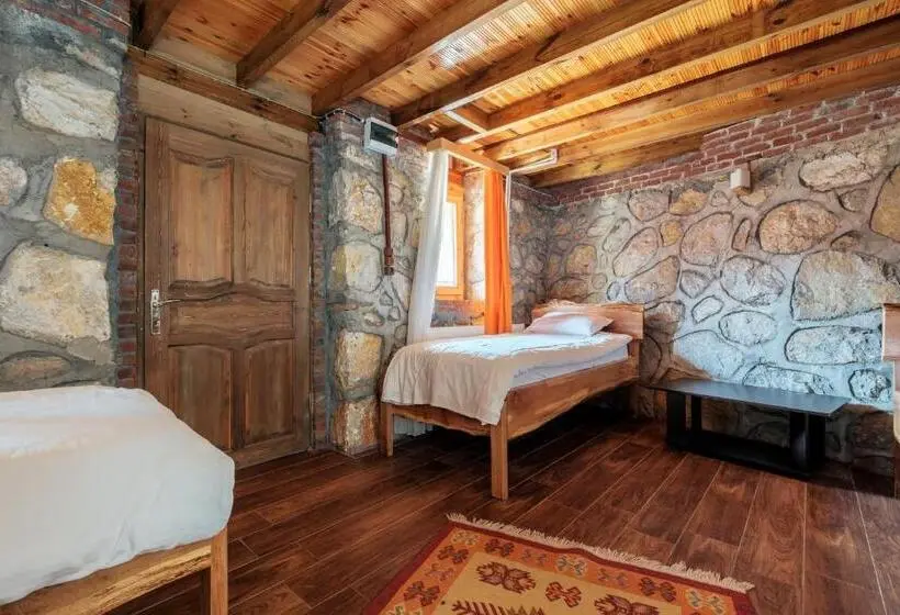 Villa 1 Makuuhuone Puutarhanäkymä, Bagdat Resort