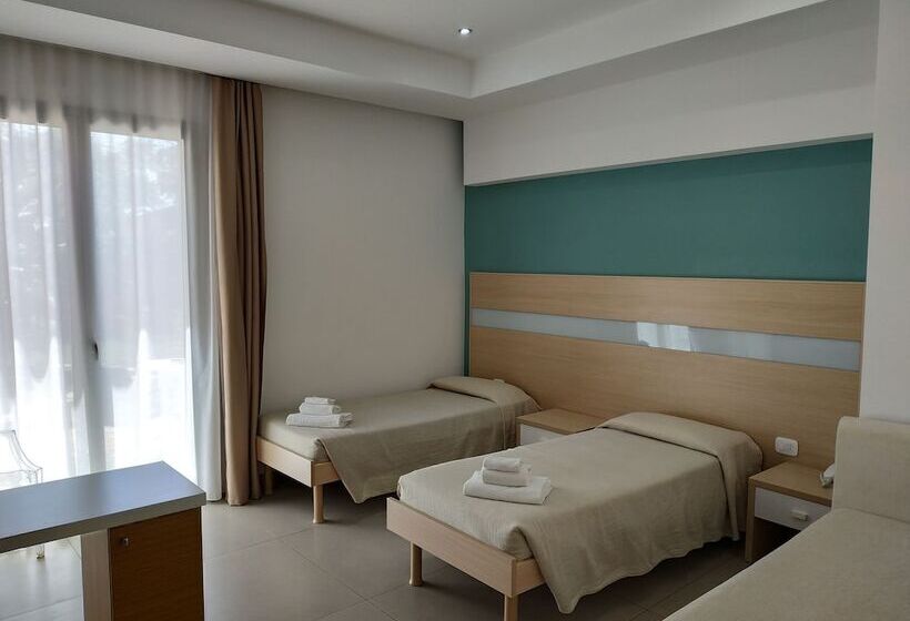 Номер Стандарт Трехместный, Albatros