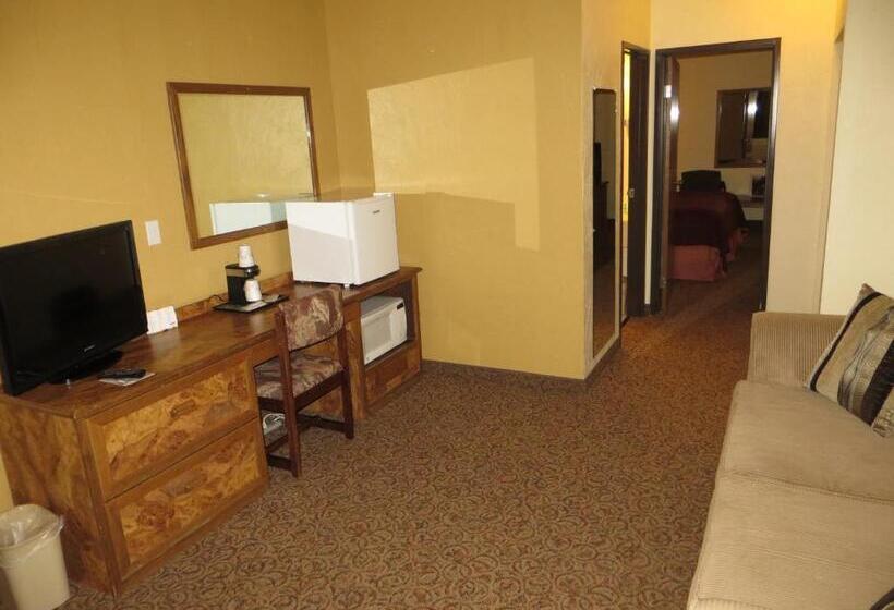 جناح, Baymont By Wyndham Spearfish