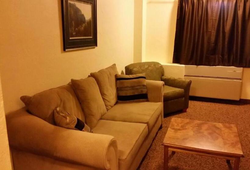 جناح, Baymont By Wyndham Spearfish