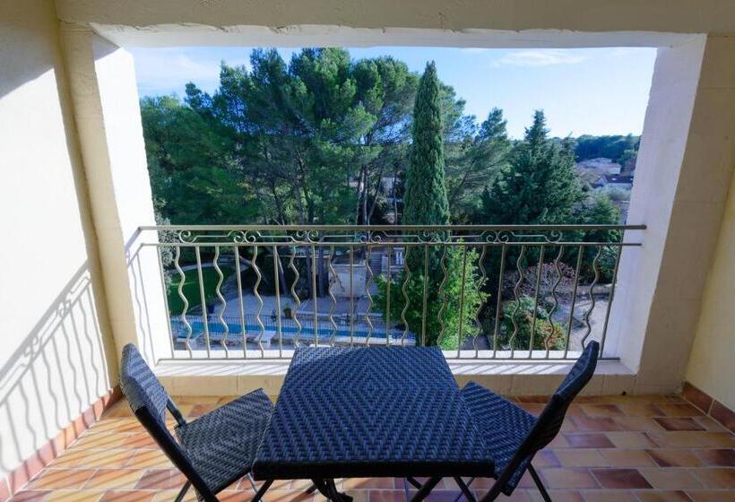 青年复式套间, Belesso