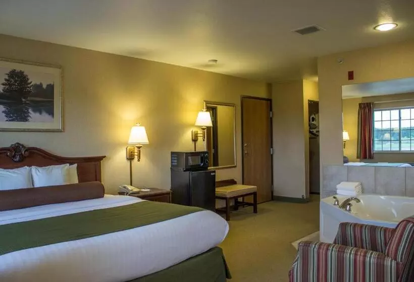 デラックスジュニアスイート, Boarders Inn & Suites By Cobblestone Hotels Shawano