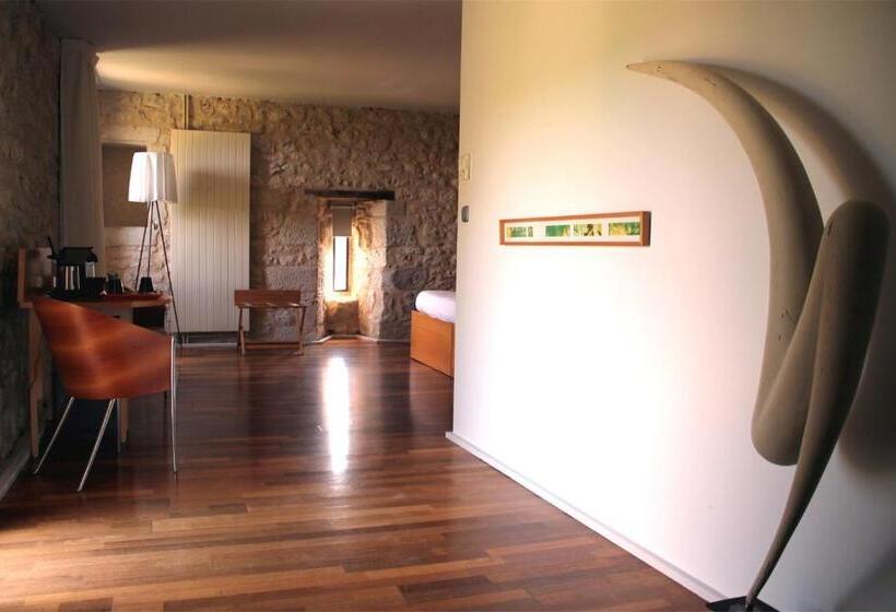 스위트, Château De Salettes