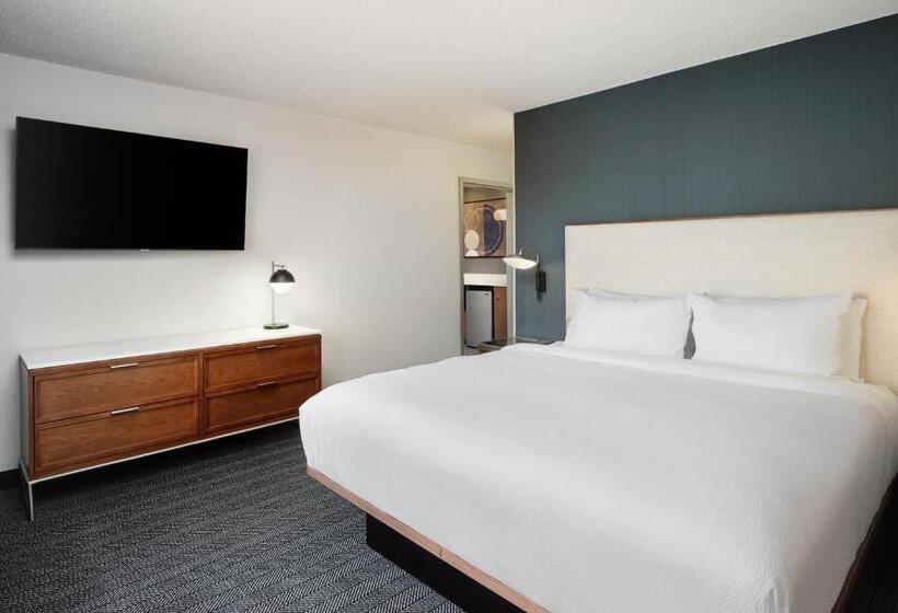 جناح إدارى سرير كينج, Courtyard Boulder Longmont