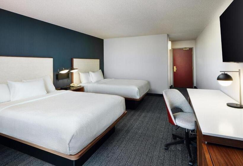 غرفة قياسية سرير ملكى, Courtyard Boulder Longmont