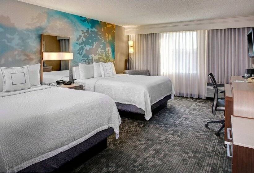 Номер Стандарт 2 Двуспальные Кровати, Courtyard Cleveland Airport South