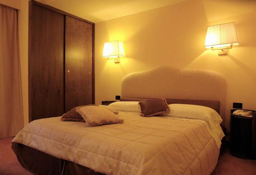 غرفة تنفيذية, D Orange D Alcantara