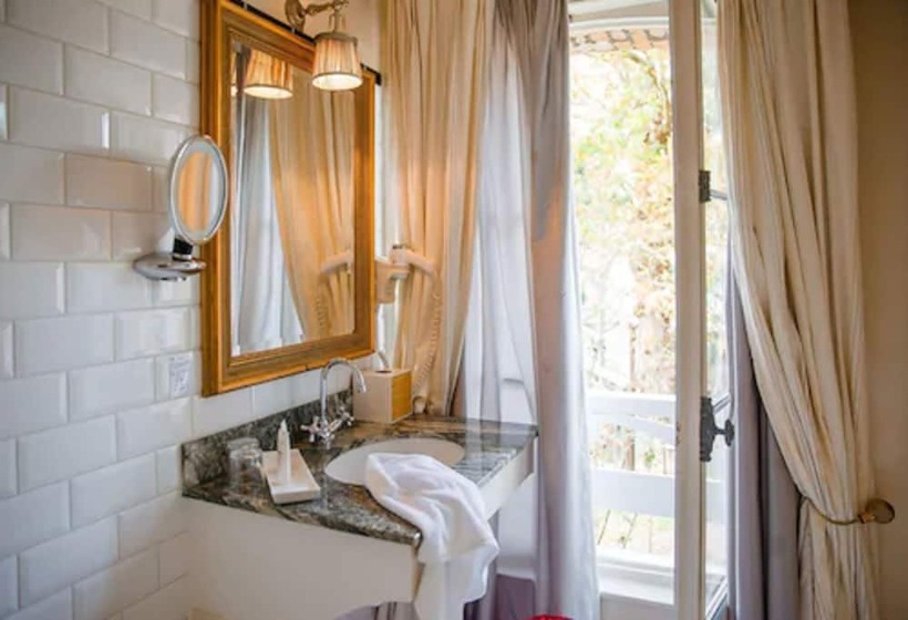 주니어 스위트, Domaine Saint Clair  Le Donjon