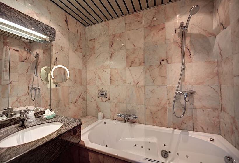 اتاق سوپریور, Du Midi Paris Montparnasse