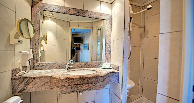 اتاق استاندارد, Du Midi Paris Montparnasse