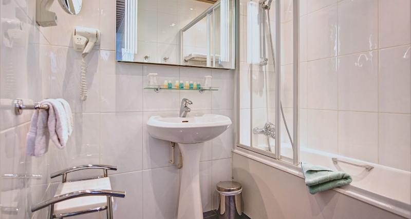 اتاق استاندارد چهار تخته, Du Midi Paris Montparnasse