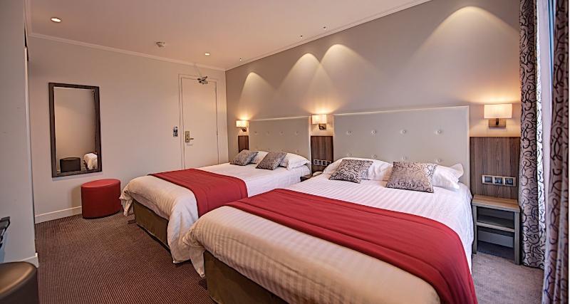 اتاق استاندارد چهار تخته, Du Midi Paris Montparnasse