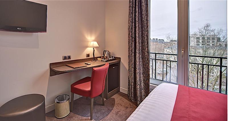 اتاق استاندارد چهار تخته, Du Midi Paris Montparnasse