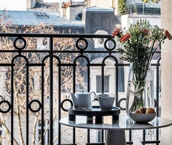 スーペリアールーム, Grand Hôtel Champs Elysées