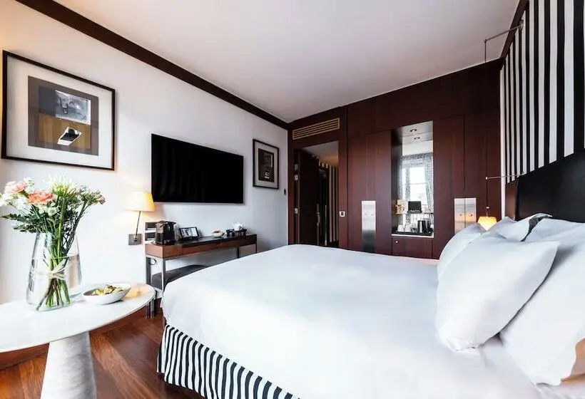 スーペリアールーム, Grand Hôtel Champs Elysées