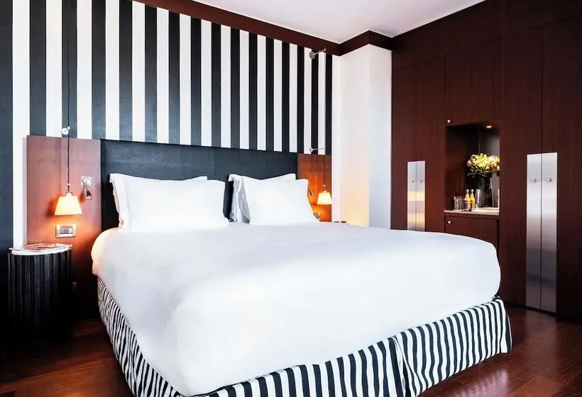 デラックススイート, Grand Hôtel Champs Elysées