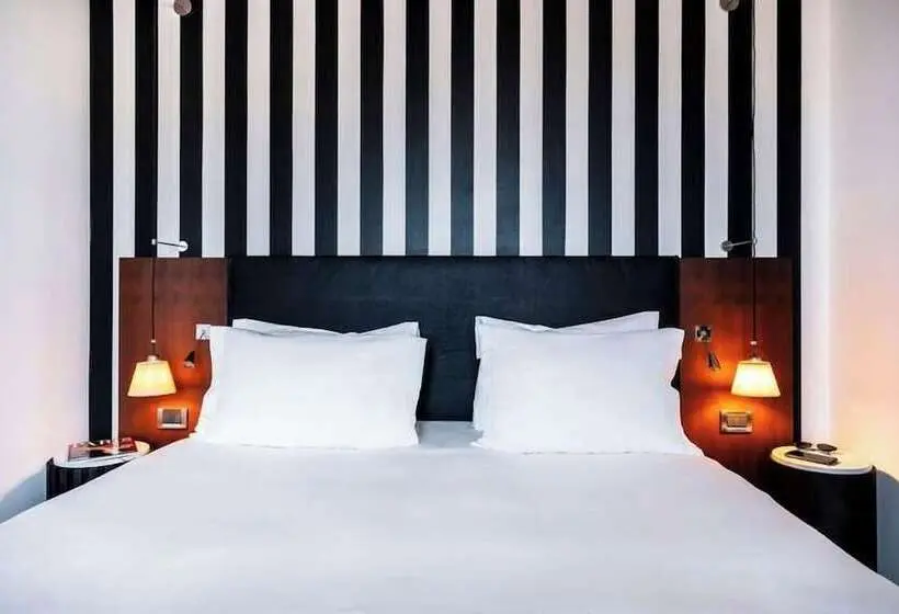 デラックススイート, Grand Hôtel Champs Elysées