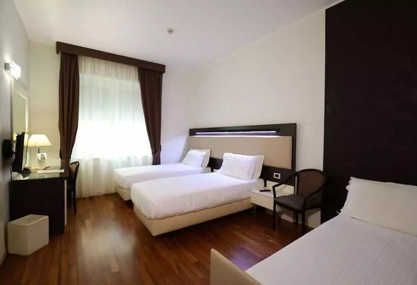 スタンダードトリプルルーム, Grande Albergo Maugeri