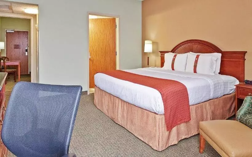 身障者適用スイートルーム, Holiday Inn Memphis University Of Memphis, An Ihg