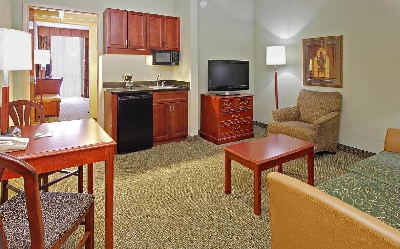 Suite Accessibile ai persone con mobilità ridotta, Holiday Inn Memphis University Of Memphis, An Ihg
