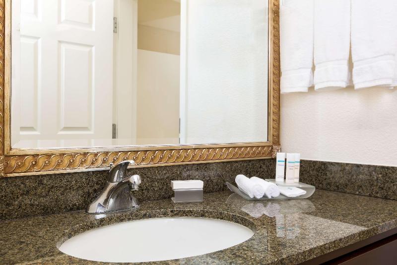 Люкс, Homewood Suites By Hilton Newark Fremont