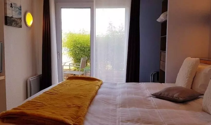 Standard-huone Järvinäkymä, Hôtel Sports & Spa La Voile D Or