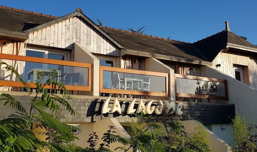 غرفة قياسية مطلّة علي البحيرة, Hôtel Sports & Spa La Voile D Or