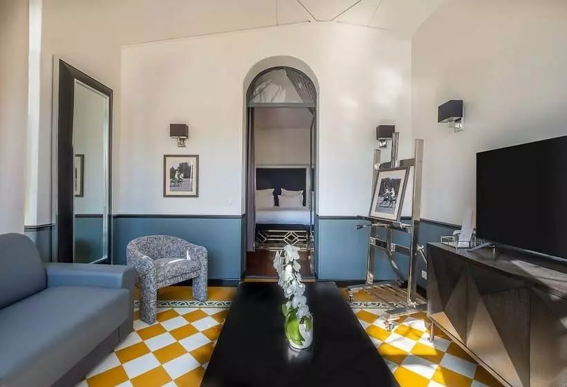 オーシャンビュージュニアスイート, La Villa Mauresque