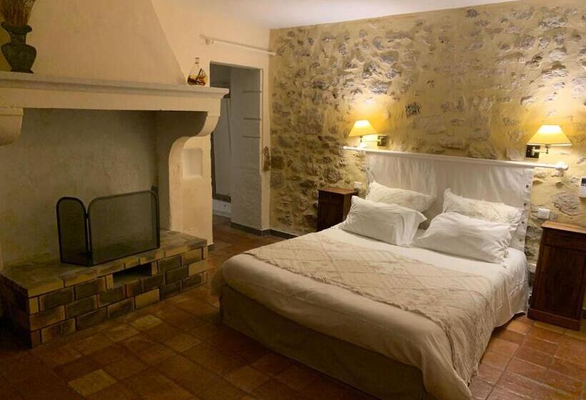 غرفة قياسية ثلاثية مزودة بتراس, Le Mas Des Laurels