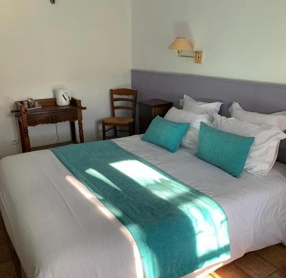 غرفة قياسية, Le Mas Des Laurels