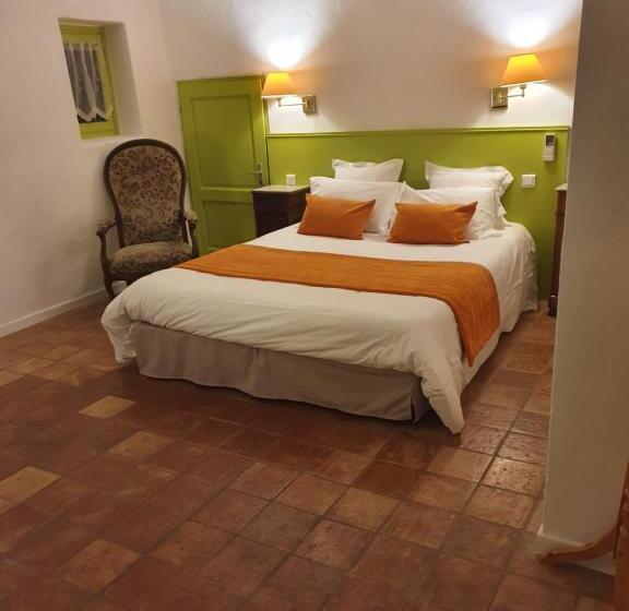 غرفة قياسية ثلاثية, Le Mas Des Laurels