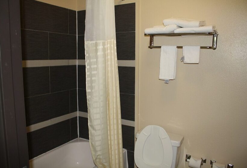 سوییت, Quality Inn & Suites Wichita Falls I 44
