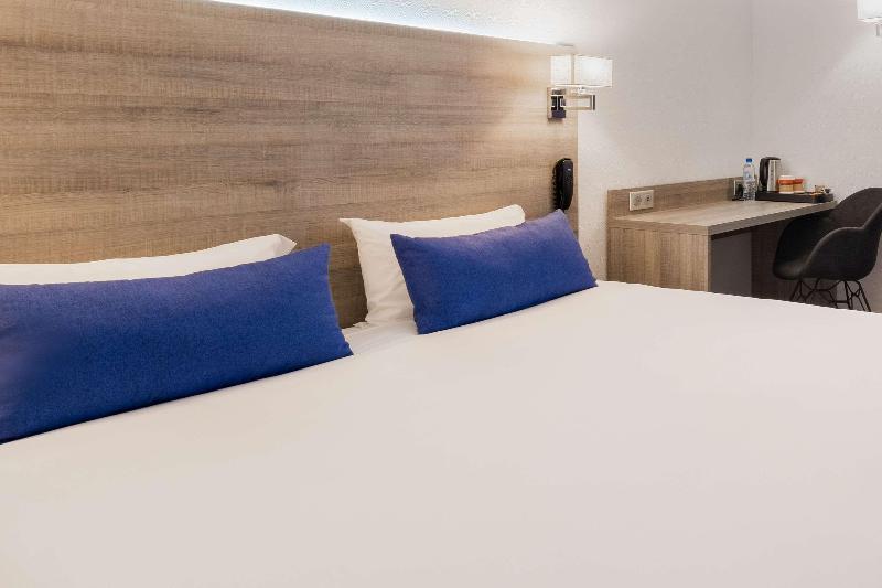 اتاق سوپریور, Le Circuit Le Mans