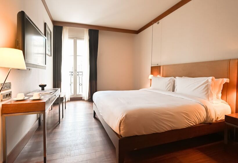 プレミアムルーム, Grand Hôtel Champs Elysées