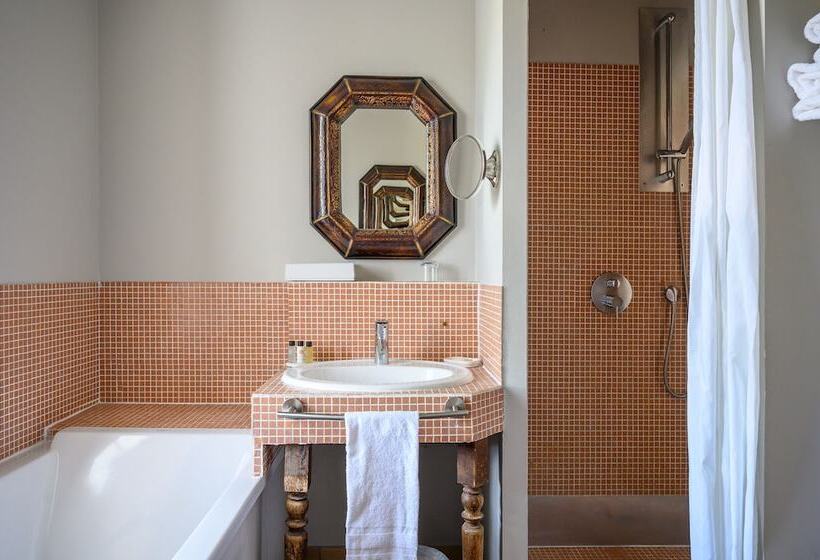 غرفة برستيج, Villa Augusta