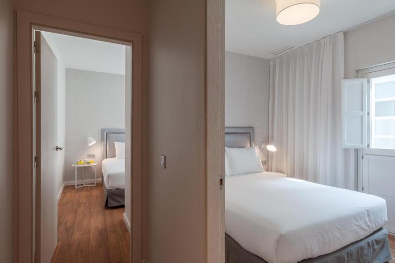 Номер Deluxe Кровать Кинг, Wingate By Wyndham Grove City