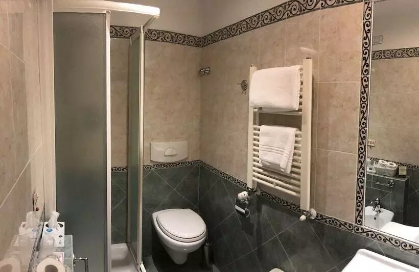 Standard Yhden Hengen Huone, Bellavista Impruneta