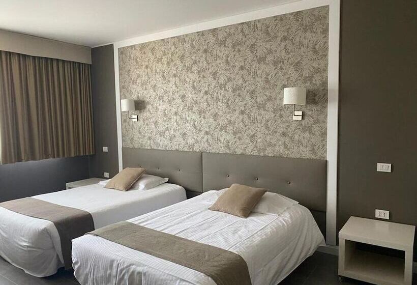 标准三人间, Blue Dream