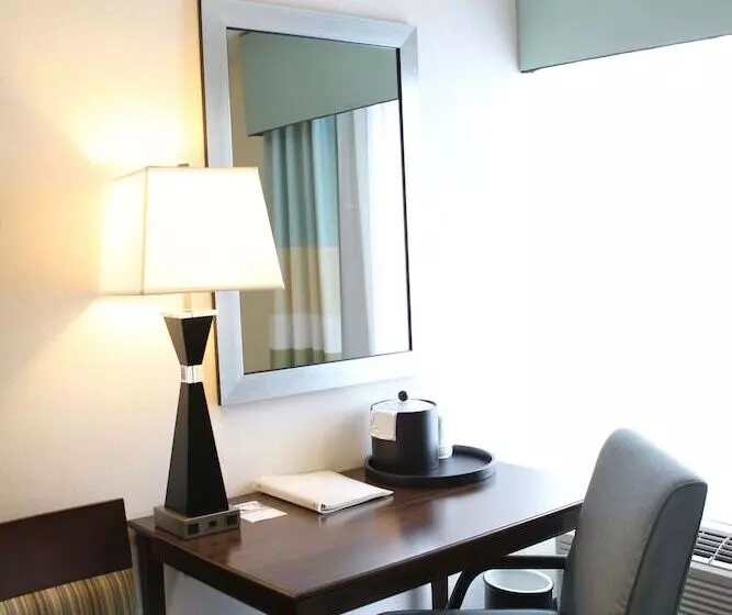 スタンダードルーム, Hampton Inn Cincinnatinorthwest/fairfield