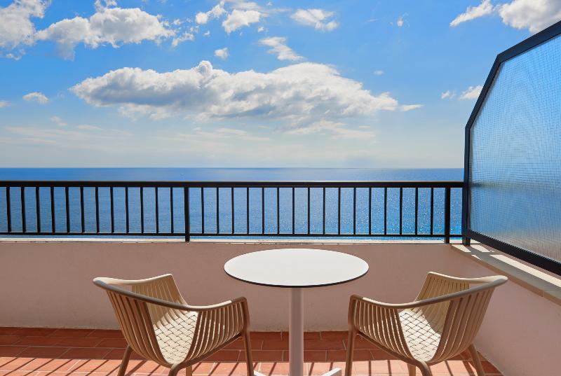 اتاق استاندارد با تخت بزرگ, Hampton Inn Clarks Summit