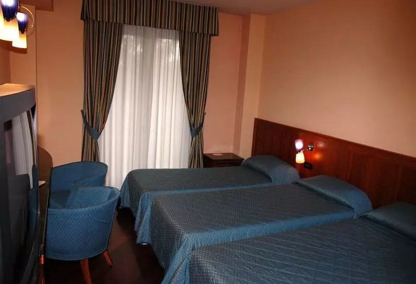 اتاق استاندارد سه نفره, Michelangelo Palace & Spa
