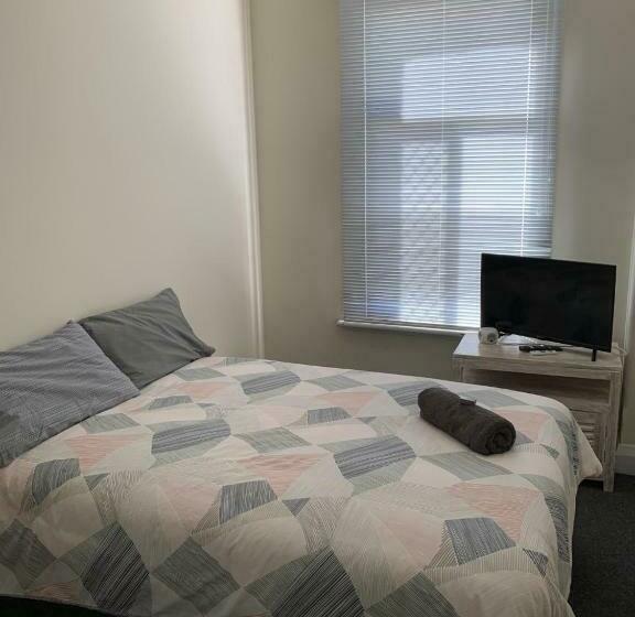 חדר אקונומי יחיד, Donnybrook Hotel Wa