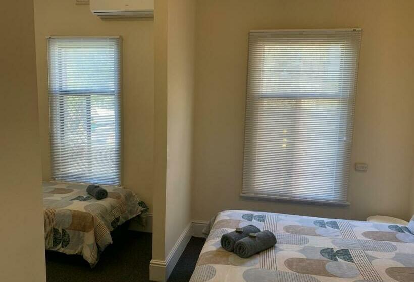 חדר משפחתי דלוקס, Donnybrook Hotel Wa