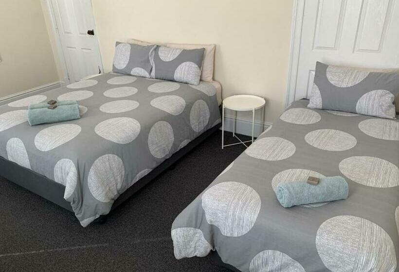 חדר משפחתי דלוקס, Donnybrook Hotel Wa