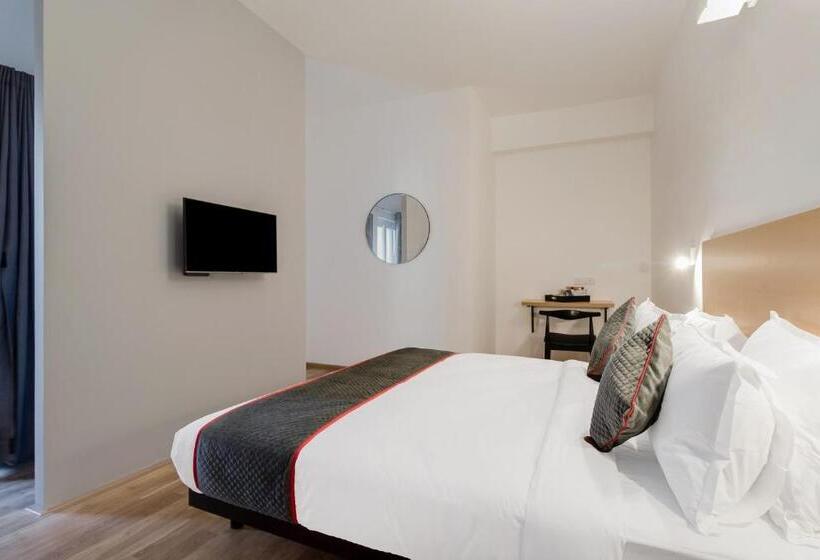 חדר קלאסי לשלושה, Townhouse Ramamurthy Nagar Near Baiyappanahalli Metro Station